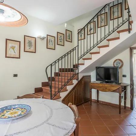 Tuffetto 3 Holiday home Syracuse
